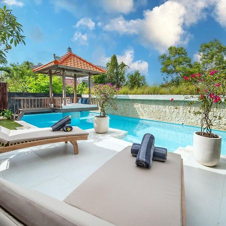 Tropical Villa Senang Uluwatu Extérieur photo